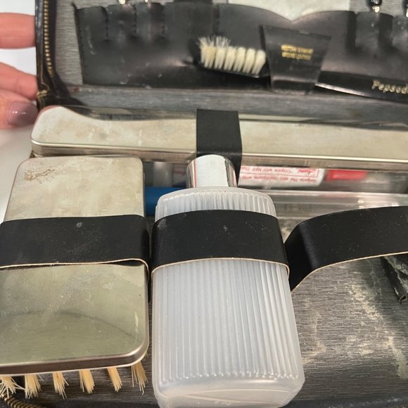 Vintage Mens Travel Toiletry Set Incomplete Case Faux Leather - Picture 12 of 12